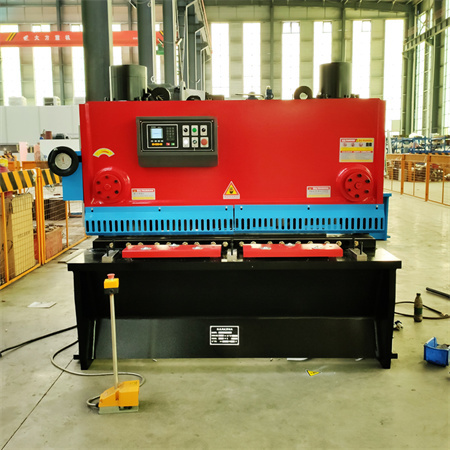 Forfecare hidraulică hidraulică a metalelor 12 * 4000 mm Mașină hidraulică de forfecare a tablei de ghilotină