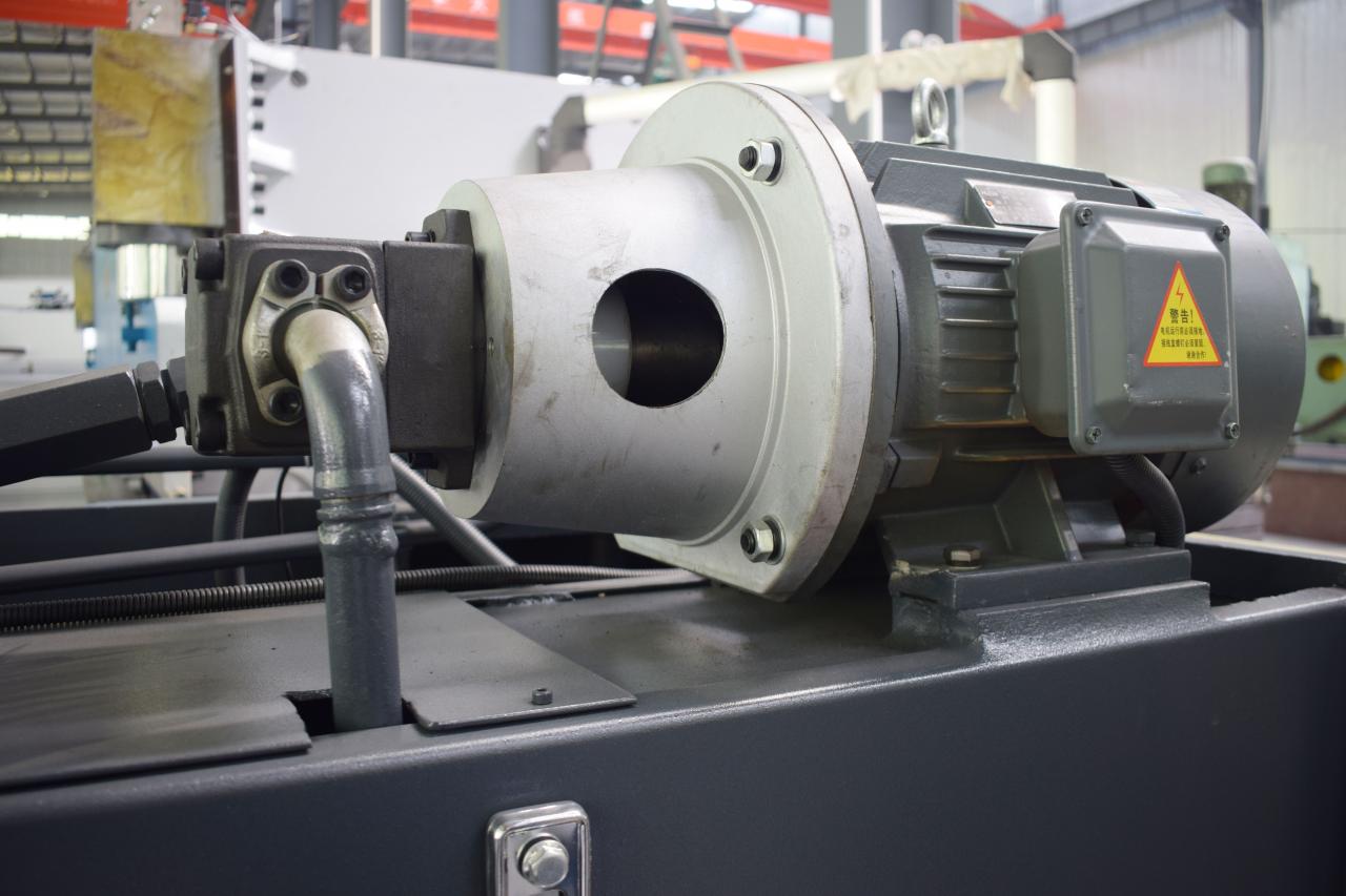 Mașină de forfecat tablă CNC Mașină de forfecat hidraulic din plăci de oțel
